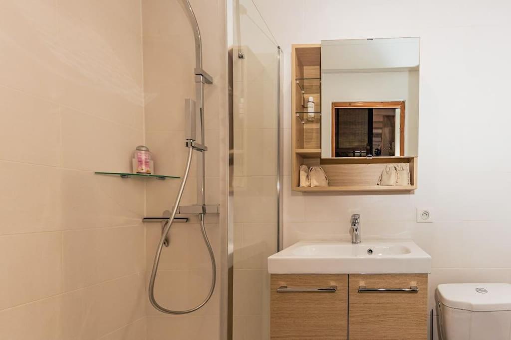 Appartement Cocooning, Climatise, Au Coeur D'Agen Esterno foto